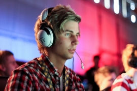 dennis prešao u RAGE