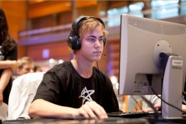 Video: aslak vs 12/12/12